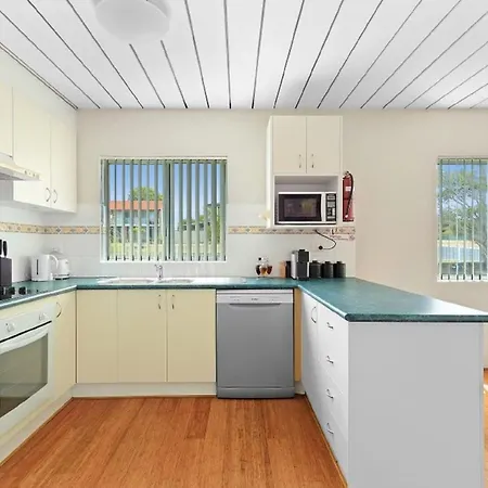 Poseidons Hideaway By Experience Jervis Bay Apartment Vincentia Exterior photo